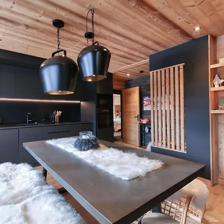 Cosy Avec Vue Montagne Proche Village Appartement